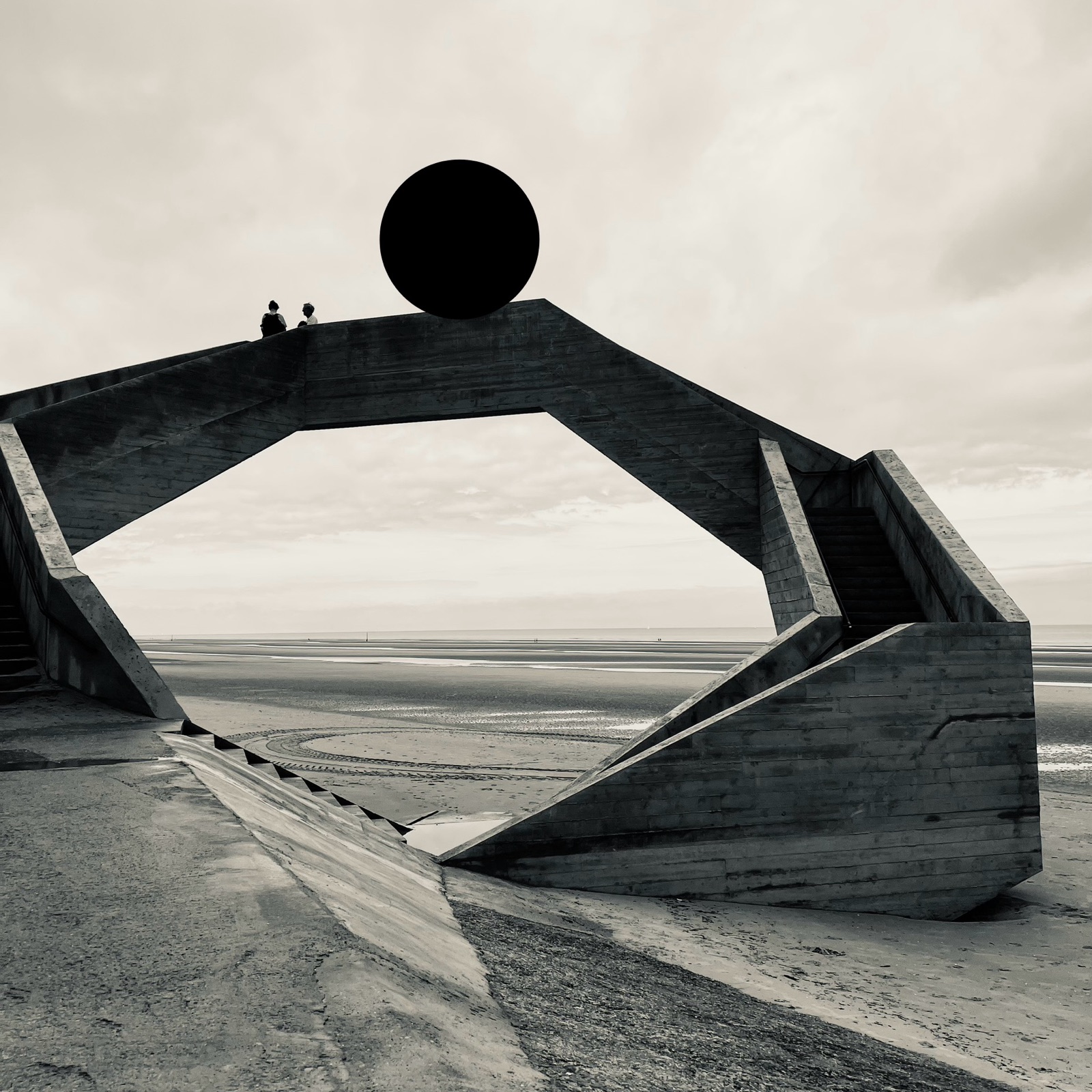 Built — photographie de Mario Alonso
